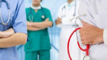 Фотография к новости: Медицина кадрларын іздеу жалғасуда