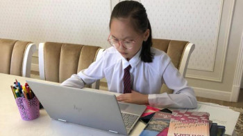 Фотография к новости: Аймағамбетов қашықтан қанша оқушы білім алатынын айтты 