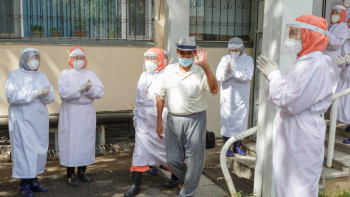 Фотография к новости: COVID-19. Елордалық ауруханалардың бірінде соңғы науқас емделіп шықты