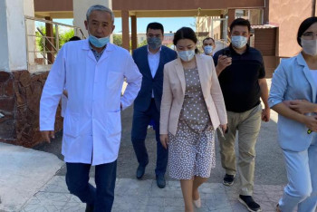 Фотография к новости: Ажар Ғиният: Басты мақсатымыз – емханалардың дайындығы