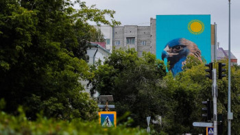 Фотография к новости: Елорда көшелеріндегі муралдар сыры