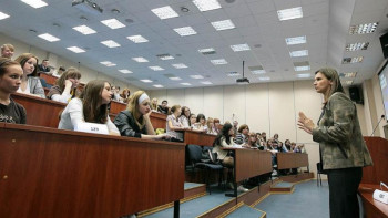 Фотография к новости: Аймағамбетов оқытушылар жалақысының қалай артатынын айтты  