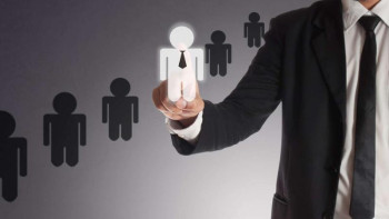 Фотография к новости: Ел өміріне араласқысы келетін жастар көп