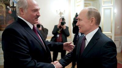 Лукашенко мен Путин Мәскеуде кездесуге келісті