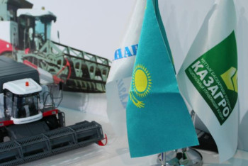 Фотография к новости: Тоқаев: «Бәйтерек» және «ҚазАгро» холдингтерін біріктіру қажет