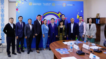 Фотография к новости: Танымалдарды өзге қырынан танытқан «1 минут» 