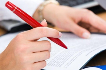 20 қатеден көп жіберген корректордың жалақысы 30 пайыз қысқаруы мүмкін