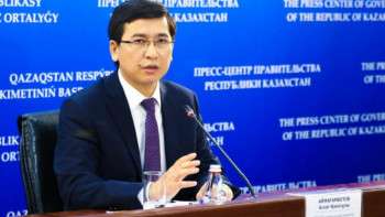 Фотография к новости: 2,6 млн оқушының 800 мыңы дәстүрлі форматта оқып жатыр - Аймағамбетов