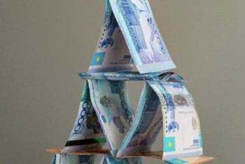 Фотография к новости: Халықтың 22 млрд теңгесін «жеп қойған». Қаржы пирамидаларының жағдайы не болып жатыр? 