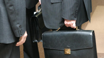 Фотография к новости: Қысқартуға кімдердің ілікпейтіні белгілі болды