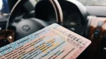 Фотография к новости: Нұр-Сұлтанда мамандандырылған ХҚКО-да жүргізуші куәліктері заңсыз беріліп келген 