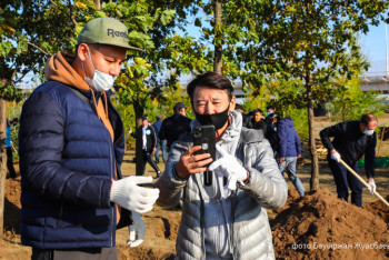 Фотография к новости: Дүниежүзілік тазалық күнінде ағаш отырғызылды