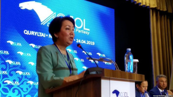 Фотография к новости: «Ақ жол» Аймағамбетовке неге «шабуылдап» жатқандарын түсіндірді