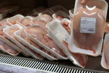 Фотография к новости:  АШМ: Сөрелердегі тауық өнімдері қауіпсіз