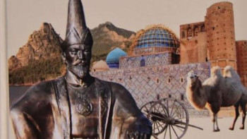 Фотография к новости: Мұрат қажы Ыдырысұлы: Абылай ханның жолымен жүріп өту – әр тарихшының арманы