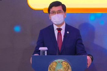 Фотография к новости: Ұстаздарымыз үшін тиісті жағдайды жасауымыз керек – Аймағамбетов