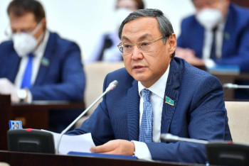 Фотография к новости: Деректердің дұрыстығы үлкен күмән тудырады. Депутат Маминге сауал жолдады