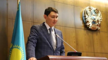 Фотография к новости: Министр бюджетті нақтылау туралы заң жобасын ұсынды 