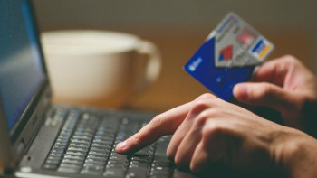 Фотография к новости: Ертіс өңірінде 9 айдың ішінде 700-ден астам интернет алаяқтығы тіркелді﻿