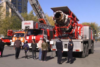 Фотография к новости: Атырауда Азаматтық қорғау органдары көрме өткізді