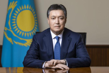 Фотография к новости: Мамин Мәжіліске келді 