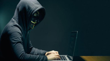 Фотография к новости: Интернеттегі қылмыскерлерді ұстау қиынға соғады – Омарбеков  