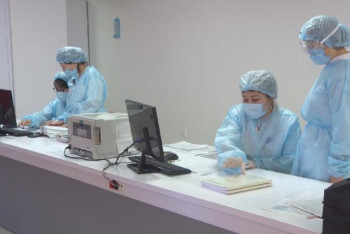 Фотография к новости: Аса күрделі жағдайда ғалымдар мен профессорлар жамбылдық дәрігерлерге онлайн-кеңес береді