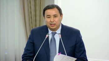 Фотография к новости: Президент Үкімет пен «Атамекен» палатасының бірлескен жұмысына оң бағасын берді – Мырзахметов 