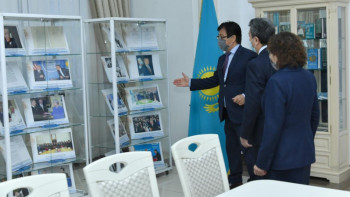 Фотография к новости: ҚазҰУ-да Тұңғыш Президент залы ашылды