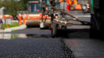 Фотография к новости: Облыста 2 116 шақырым жол жөнделді – Жеңіс Қасымбек