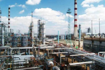 Фотография к новости: Атырауда экологиялық талаптарды бұзған зауыт көшірілуі мүмкін бе? 