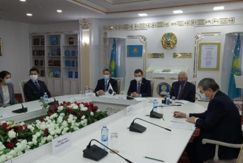 Фотография к новости: Тұңғыш Президент күні: «Түркі әлемі және Елбасы феномені»