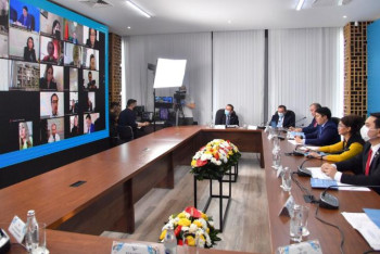 Фотография к новости: Саясаттанушы: Елбасының барлық бастамасы халық игілігіне бағытталған