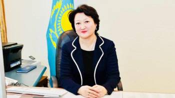 Фотография к новости: Райымқұлова мемлекеттік туды қалай пайдалану керегін түсіндіріп берді