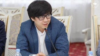 Фотография к новости: Тен: Ағылшын тілін қазақ тілі арқылы үйрететін әдістемелерді дамыту керек