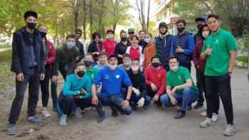 Фотография к новости: Волонтер жылы. Көрінбейтін майдан жауынгерлері