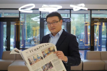 Фотография к новости: ADAL партиясының цифрлық платформасын іске қосу үшін ауыл-аймақты аралауға тура келді