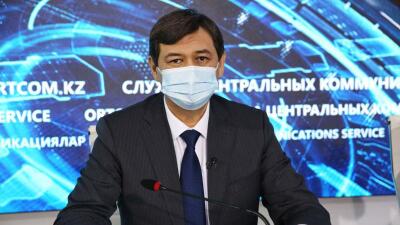 Ерлан Қиясов: Отандық вакцинаны салдыруға дайынмын