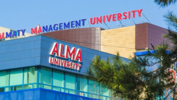 Фотография к новости: AlmaU азаматтық қоғамның дамуына үлес қосып отырған оқу орны - министр 