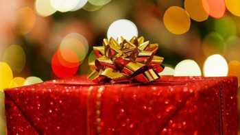 Фотография к новости: Президент сыйлығын Аяз ата мен Ақшақар оқушылардың үйлеріне жеткізіп береді