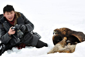 Фотография к новости: Профессионалдар. Фотоаппаратын серік еткен жан