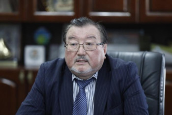 Фотография к новости: Тәуелсіздікті асқан жауапкершілікпен нығайта білуіміз керек – Ұлықбек Есдәулет 