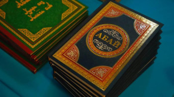 Фотография к новости: Прокуратура сайлаушыларға естелік сыйлық берудің мәнін түсіндірді