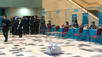 Фотография к новости: Байқаушы мен сайлаушы. Сайлауға қандай баға беріп жатыр?