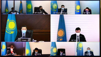 Фотография к новости: Мамин Үкіметтің отставка алдындағы соңғы отырысын өткізуде