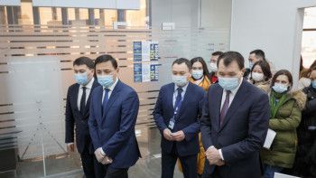 Фотография к новости: Шпекбаев пен Көлгінов елорданың бірқатар нысанын аралады 