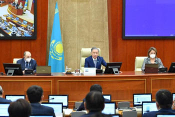 Фотография к новости: Мәжілістің комитет төрағалары сайланды 