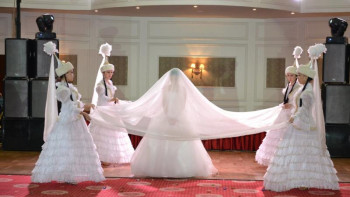 Фотография к новости: Тығылып беташар, той жасап жатыр – дәрігер тараздықтар туралы