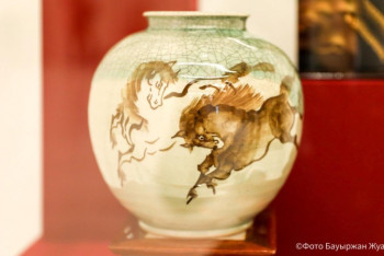 Фотография к новости: Корея мен Жапония Елбасыға не сыйлады?