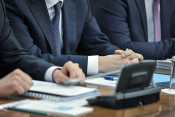 Фотография к новости: Жамбыл облысында 5 мыңға жуық мемқызметші бар